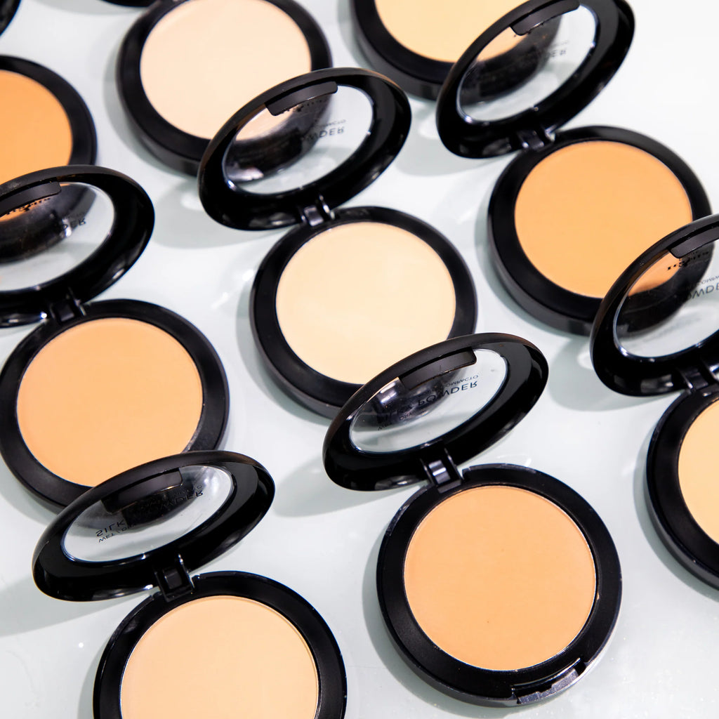 Silky Wet/Dry Foundation Powder  Italia Deluxe