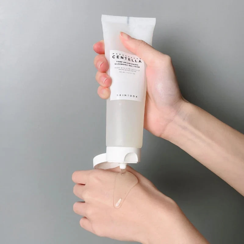 Centella Tone Brightening Cleansing Gel Foam | SKIN1004